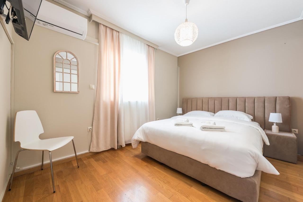 Luxury And Spacious Apt For 6 Guests Athén Kültér fotó