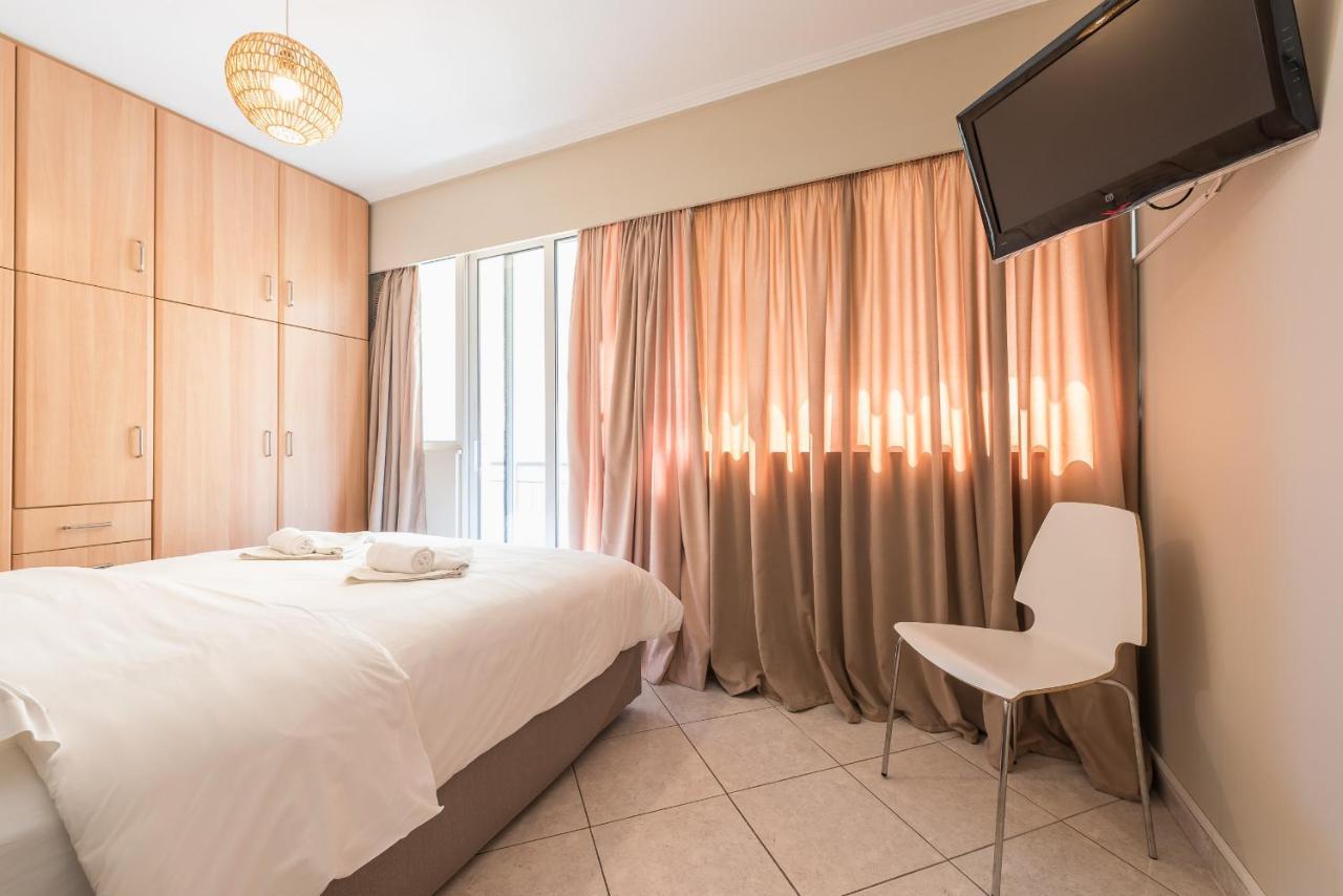 Luxury And Spacious Apt For 6 Guests Athén Kültér fotó
