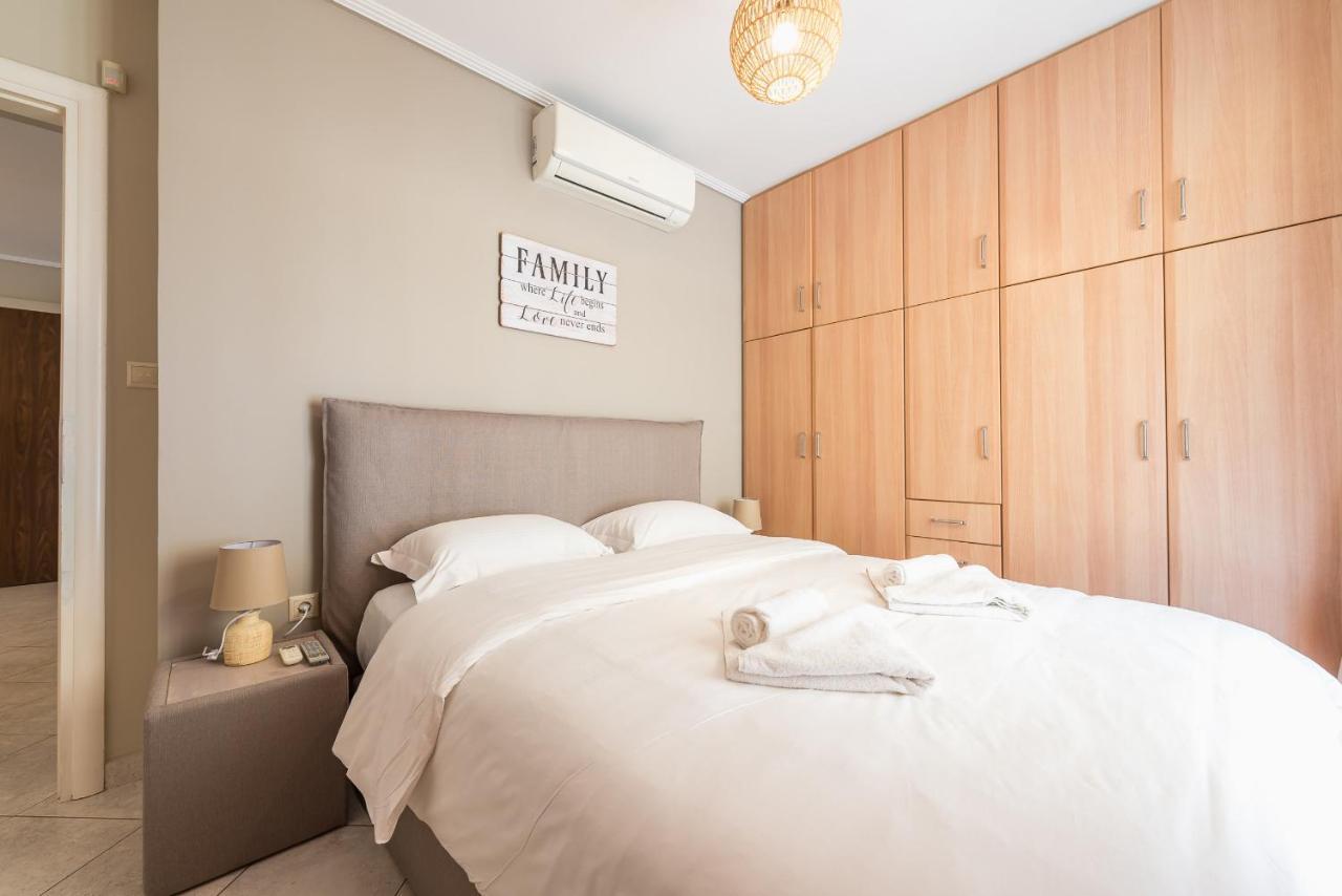 Luxury And Spacious Apt For 6 Guests Athén Kültér fotó