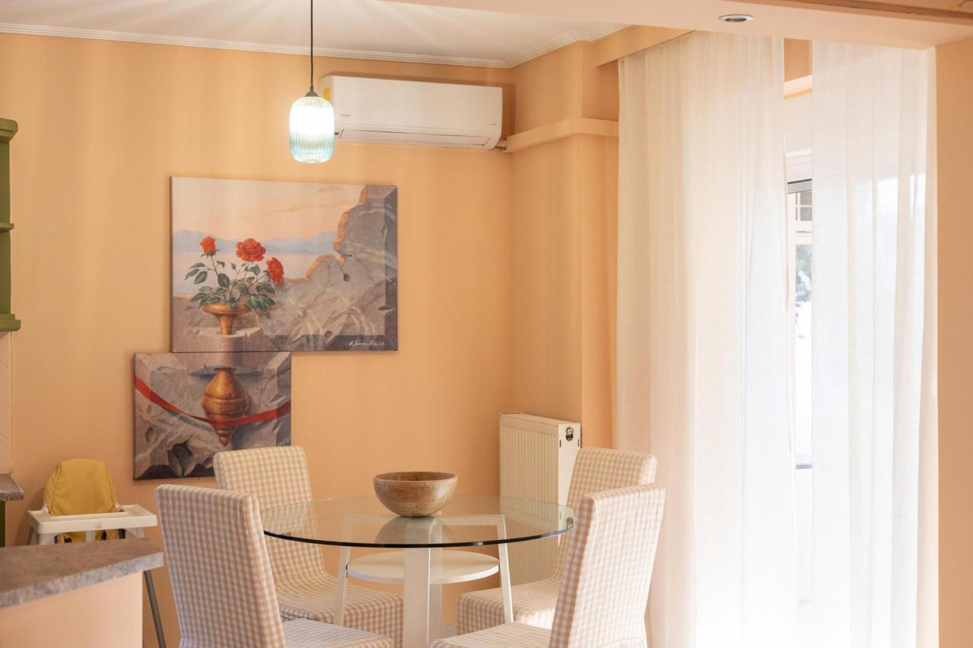 Luxury And Spacious Apt For 6 Guests Athén Kültér fotó