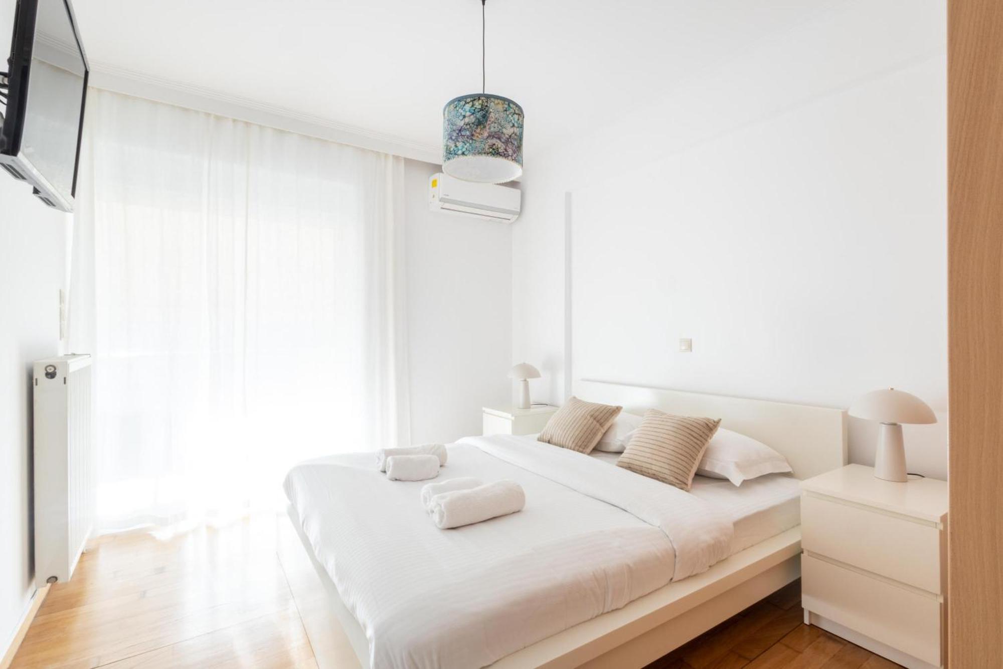 Luxury And Spacious Apt For 6 Guests Athén Kültér fotó